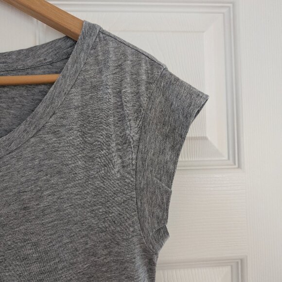 GAP scoop neck T shirt grey size XS - Picture 2 of 9